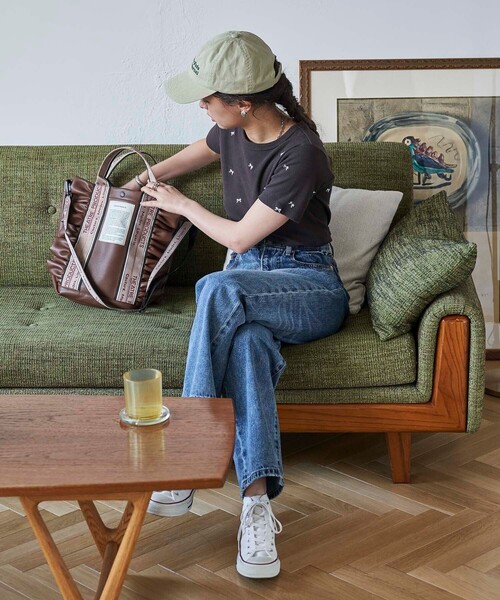 FREAK'S STORE（フリークスストア）の「ミニリボン刺繍 Tシャツ（Tシャツ/カットソー・レディース・ブラック/ライトグレー/オフホワイト・ﾌﾘ-）」の21枚目の写真