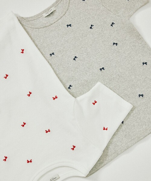 FREAK'S STORE（フリークスストア）の「ミニリボン刺繍 Tシャツ（Tシャツ/カットソー・レディース・ブラック/ライトグレー/オフホワイト・ﾌﾘ-）」の22枚目の写真