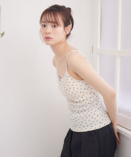 ems excite（エムズエキサイト）の「柄アソートワッフルキャミ（キャミソール・レディース・ブルー/ブラック/レッド/ピンク・FREE）」の7枚目の写真