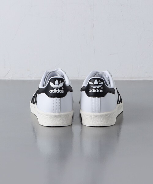 adidas(アディダス)の「<adidas>SUPER STAR 82 スニーカー(スニーカー・レディース・ホワイト/ブラック・25cm/24.5cm/24cm/23.5cm/23cm/22.5cm)」の6枚目の写真