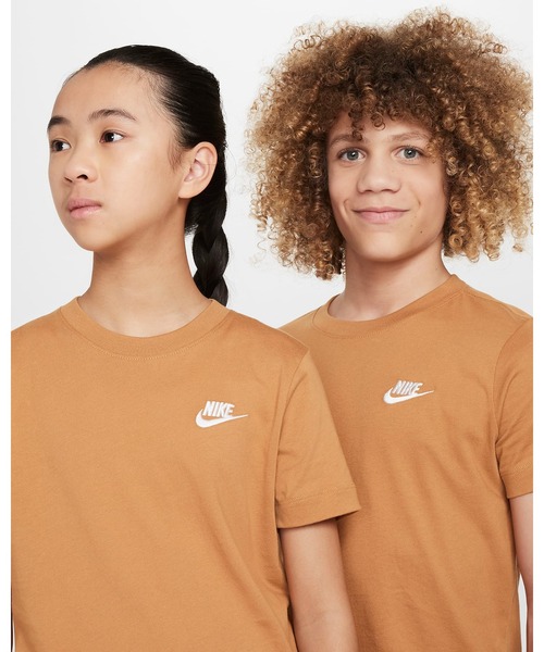 NIKE（ナイキ）の「《NIKEアパレル》YTHNSWEMBフューチュラLBRS/STシャツ（Tシャツ/カットソー・キッズ・ホワイト/ライトブラウン/ブルー系その他・130/140/150/160/170）」の7枚目の写真