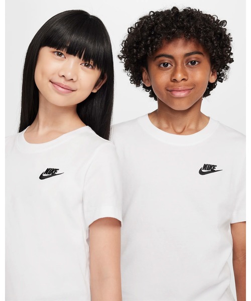 NIKE（ナイキ）の「《NIKEアパレル》YTHNSWEMBフューチュラLBRS/STシャツ（Tシャツ/カットソー・キッズ・ホワイト/ライトブラウン/ブルー系その他・130/140/150/160/170）」の11枚目の写真