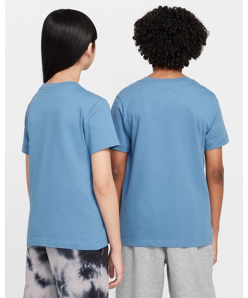 NIKE（ナイキ）の「《NIKEアパレル》YTHNSWEMBフューチュラLBRS/STシャツ（Tシャツ/カットソー・キッズ・ホワイト/ライトブラウン/ブルー系その他・130/140/150/160/170）」の15枚目の写真