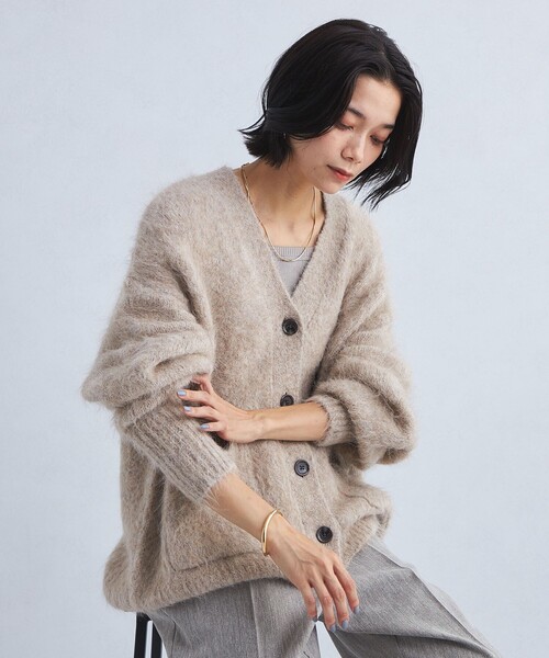 green label relaxing（グリーンレーベルリラクシング）の「アルパカシャギー Vネックカーディガン（カーディガン/ボレロ・レディース・ブラック/ライラック/オフホワイト/ライトグレー/ピンク/ライム/ベージュ・FREE/SHORT）」の12枚目の写真
