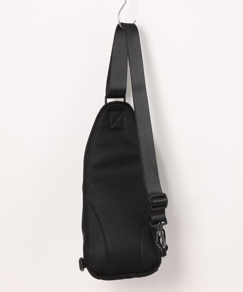 E-COME（イーカム）の「Manchester City ワンショルダーバッグ（ショルダーバッグ・レディース・ブラック/ライトブルー・FREE）」の3枚目の写真