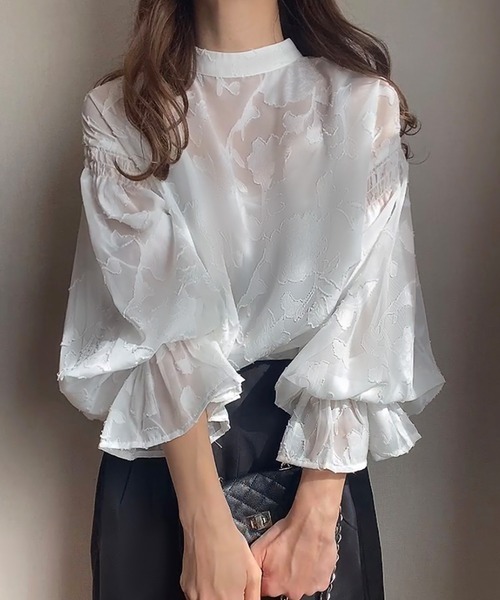 H.TOKYO(エイチトウキョウ)の「2WAY フラワージャガードシアーシャツ(シャツ/ブラウス・レディース・ネイビー/ホワイト/ライトグリーン/ブラック・SMALL/MEDIUM/LARGE/X-LARGE)」の10枚目の写真