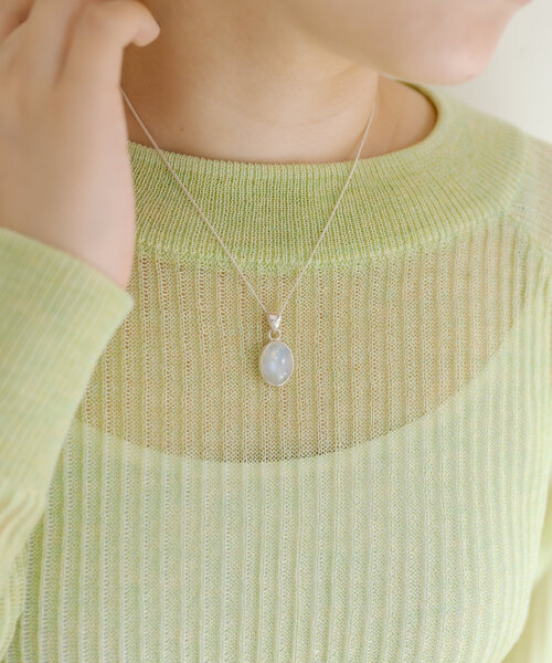 新品　イアパピヨネ　天然石　ホワイトハウライト　ネックレス ear PAPILLONNER（イアパピヨネ）の「《ハウライト》ポイントヒシ