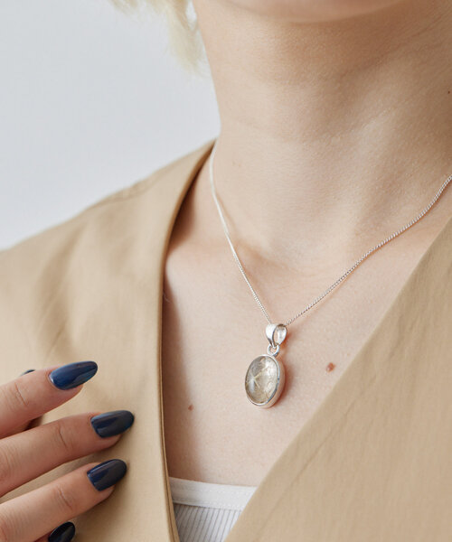 ear PAPILLONNER（イアパピヨネ）の「《スターリングシルバー使用