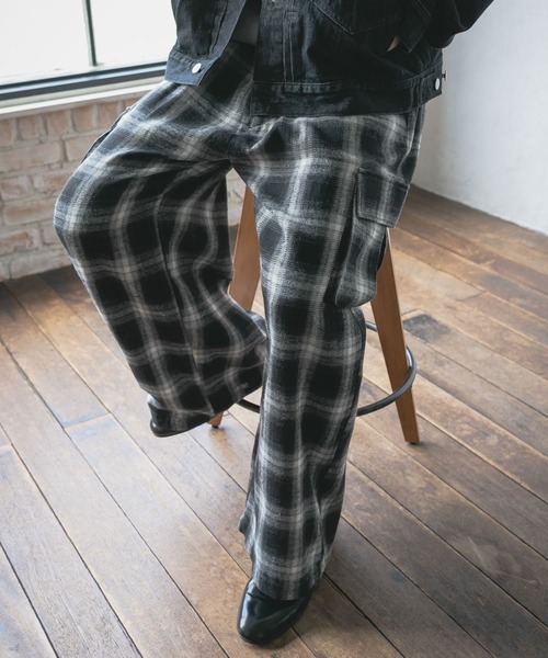 SENSE OF PLACE by URBAN RESEARCH（センスオブプレイスバイアーバンリサーチ）の「オンブレーチェックカーゴパンツ（その他パンツ・メンズ・ブラック/ブルー・MEDIUM/LARGE）」の21枚目の写真