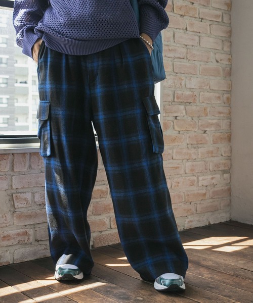 SENSE OF PLACE by URBAN RESEARCH（センスオブプレイスバイアーバンリサーチ）の「オンブレーチェックカーゴパンツ（その他パンツ・メンズ・ブラック/ブルー・MEDIUM/LARGE）」の14枚目の写真