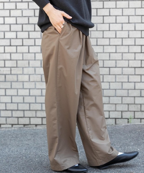 FORK&SPOON（フォークアンドスプーン）の「FORK&SPOON　レザーライクパンツ（その他パンツ・レディース・ブラウン/ブラック・1/2）」の5枚目の写真