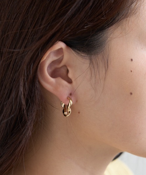 CIAOPANIC TYPY（チャオパニックティピー）の「lilツイストフープピアス（ピアス（両耳用）・レディース・ゴールド/シルバー・ONE SIZE）」の5枚目の写真