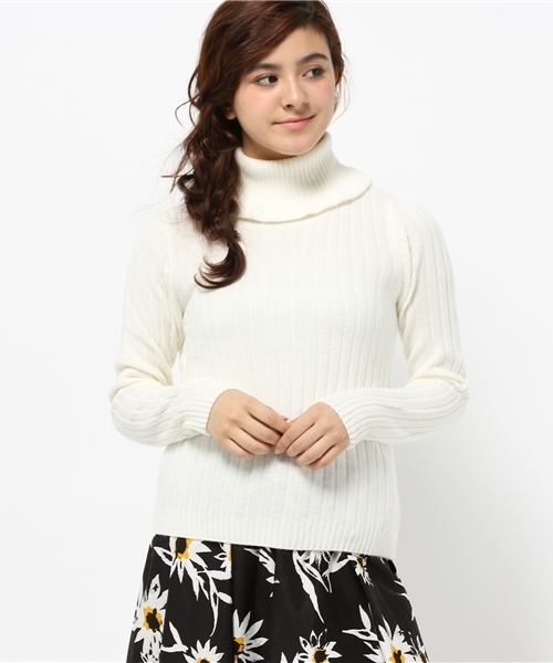 one after another NICE CLAUP（ワンアフターアナザーナイスクラップ）の「【mer1月号掲載 ナイスクラップ】フリルタートルネック（ニット/セーター・レディース・アイボリー/ラベンダー/ミント/ブラック・FREE）」の14枚目の写真