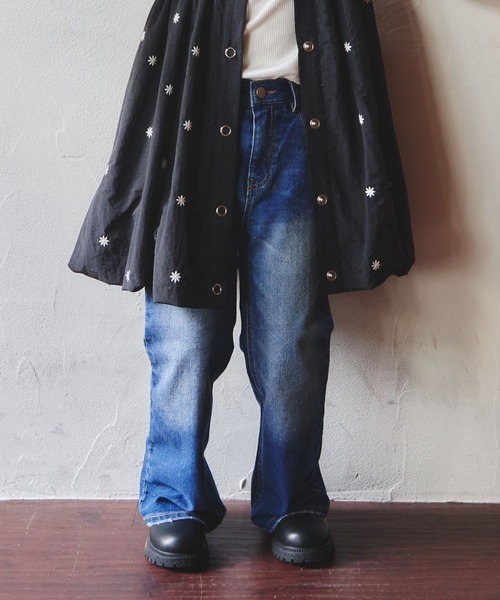 10C REPIPI（ジューシーレピピ）の「【10C REPIPI】チョーキレイフレアデニム（デニムパンツ・キッズ・ブラック/ライトブルー/ブルー・120cm/110cm/130cm）」の3枚目の写真