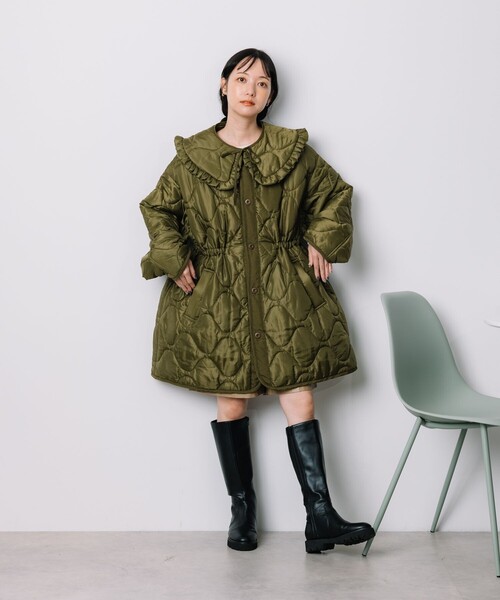 FREAK'S STORE（フリークスストア）の「フリル丸襟付き ギャザーキルトコート（その他アウター・レディース・オフホワイト/ブラック/オリーブ・ﾌﾘ-）」の12枚目の写真