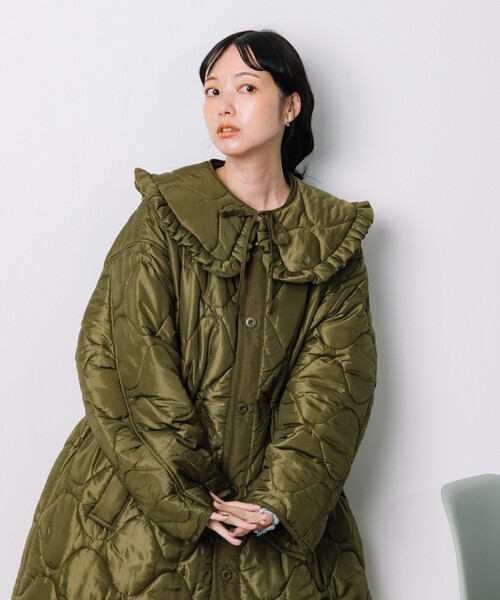 FREAK'S STORE（フリークスストア）の「フリル丸襟付き ギャザーキルトコート（その他アウター・レディース・オフホワイト/ブラック/オリーブ・ﾌﾘ-）」の15枚目の写真