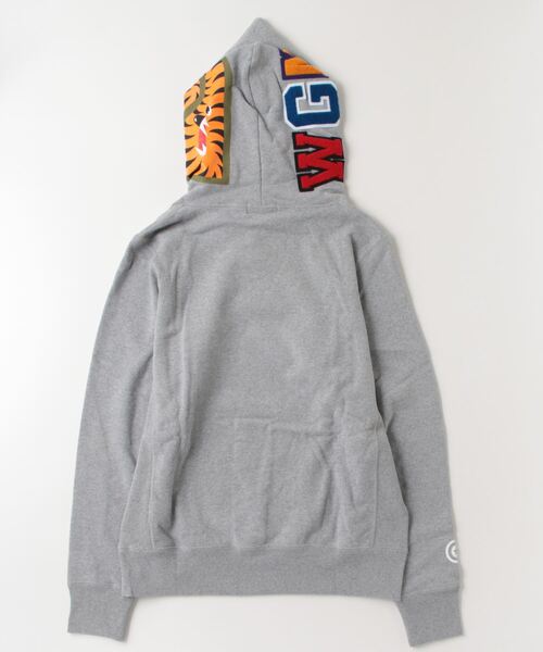 A BATHING APE（アベイシングエイプ）の「SHARK PULLOVER HOODIE