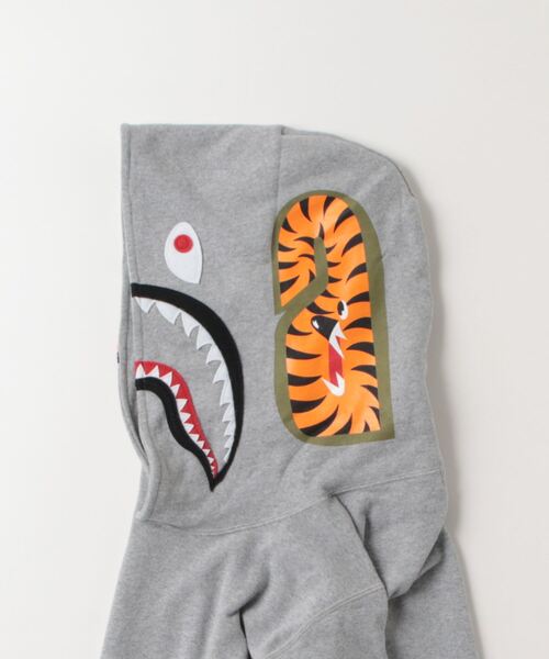A BATHING APE（アベイシングエイプ）の「SHARK PULLOVER HOODIE