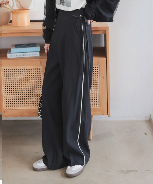 KOBE LETTUCE(コウベレタス)の「サイドラインカーブパンツ(その他パンツ・レディース・モカ/ブラック/アイボリー系・M)」の9枚目の写真