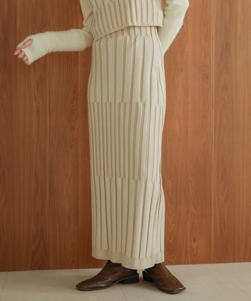 Bab（バブ）の「ジャガードニットスカート（スカート・レディース・ブラック/アイボリー・M）」の2枚目の写真