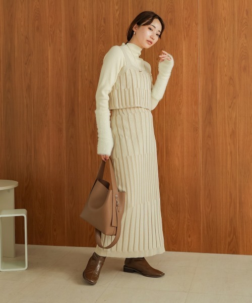 Bab（バブ）の「ジャガードニットスカート（スカート・レディース・ブラック/アイボリー・M）」の6枚目の写真