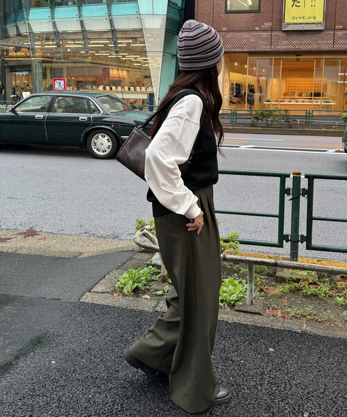 DISCOAT（ディスコート）の「オイル調2WAYポケットショルダーバッグ（ショルダーバッグ・レディース・キャメル/ボルドー/ダークブラウン/ブラック・FREE）」の9枚目の写真