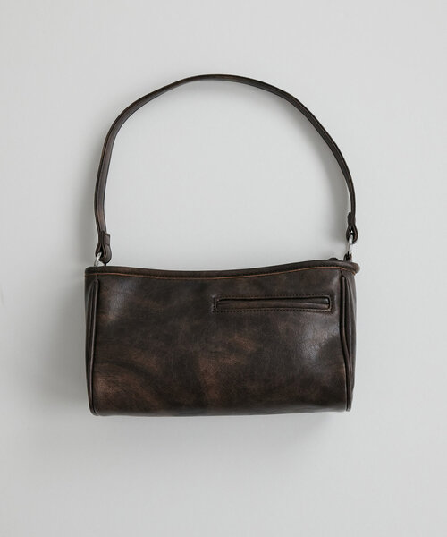 DISCOAT（ディスコート）の「オイル調2WAYポケットショルダーバッグ（ショルダーバッグ・レディース・キャメル/ボルドー/ダークブラウン/ブラック・FREE）」の21枚目の写真