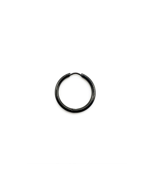 Import & Select(インポートアンドセレクト)の「KISHOKACHI 希少価値 シンプルクリッカーステンレスピアス 内径25mm(ピアス(片耳用)・メンズ・ブラック/シルバー/ゴールド・FREE)」の6枚目の写真