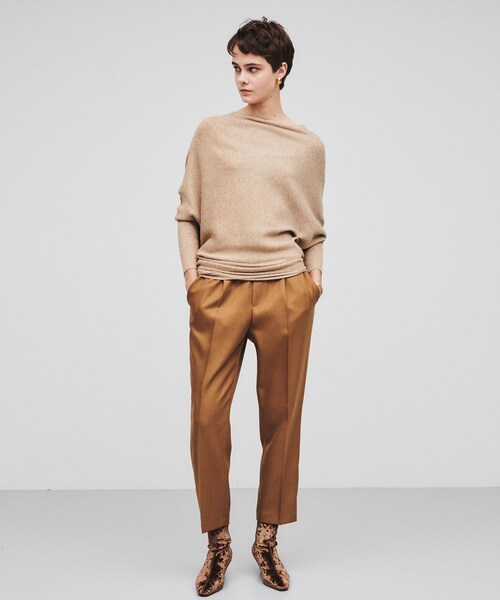 cloenc(クロエンス)の「◆アシンメトリードルマンスリーブニット(ニット/セーター・レディース・アイボリー/ブラック/ブラウン系/ナチュラル・02)」の12枚目の写真