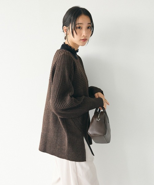 CRAFT STANDARD BOUTIQUE(クラフトスタンダードブティック)の「編み違い斜めスリットニットチュニック(ニット/セーター・レディース・アイボリー/ブルー/ブラウン/ライトグレー系2・FREE)」の7枚目の写真