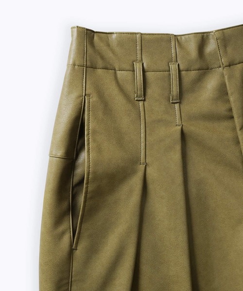 Aphlotus(アプロタス)の「バギーフレア ハーフパンツ(その他パンツ・メンズ・ベージュ系その他/ブラック/オリーブ・SMALL/MEDIUM/LARGE)」の16枚目の写真