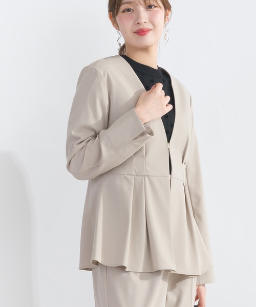 PICCIN（ピッチン）の「【WEB限定】ストレッチツイルノーカラーペプラムジャケット（テーラードジャケット・レディース・ブラック/ベージュ・L/M）」の11枚目の写真