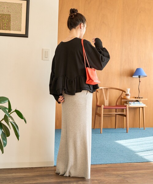 FREAK'S STORE（フリークスストア）の「限定展開　2WAY 裾 フリル ショート プルオーバー（スウェット・レディース・ナチュラル/グレー/ブラック/ベージュ・ﾌﾘ-）」の7枚目の写真