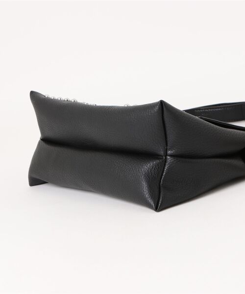 Desigual（デシグアル）の「ミッキーマウスのショルダーバッグ（ボディバッグ/ウエストポーチ・レディース・ブラック・FREE）」の3枚目の写真