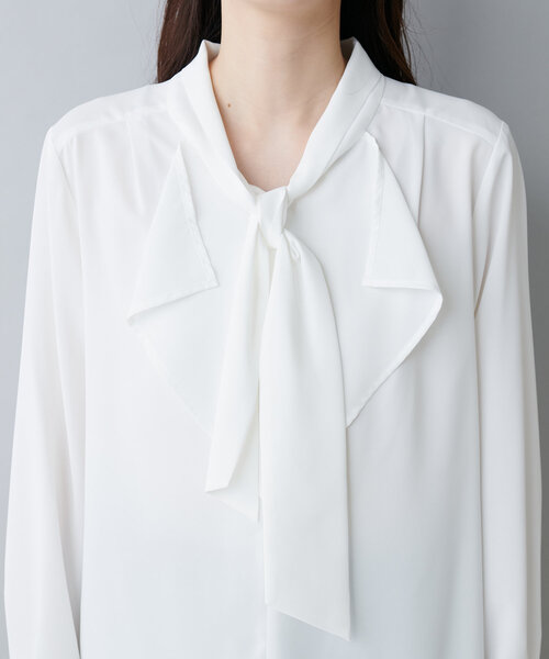 natural couture（ナチュラルクチュール）の「オケージョン対応可 / ラッフル×ボウタイブラウス（シャツ/ブラウス・レディース・ライトベージュ/オフホワイト/ネイビー/その他1/その他2/その他3・FREE）」の10枚目の写真