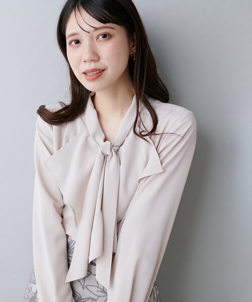 natural couture（ナチュラルクチュール）の「オケージョン対応可 / ラッフル×ボウタイブラウス（シャツ/ブラウス・レディース・ライトベージュ/オフホワイト/ネイビー/その他1/その他2/その他3・FREE）」の21枚目の写真