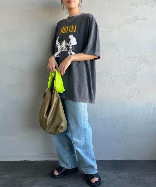 GOOD ROCK SPEED（グッドロックスピード）の「[GOOD ROCK SPEED/グッドロックスピード] 別注 NIRVANA ロックプリントTシャツ(From the Muddy Banks of the Wishkah)（Tシャツ/カットソー・レディース・チャコール・M/L/XL）」の20枚目の写真