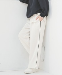 トラックパンツ