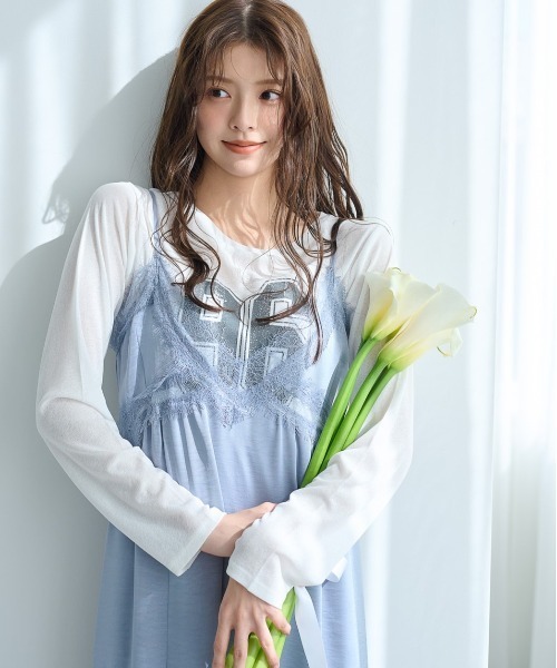 mysty woman(ミスティウーマン)の「ナンバーロゴシアーロンT 322317(Tシャツ/カットソー・レディース・オフホワイト/ライトブルー/ブラック・FREE)」の2枚目の写真