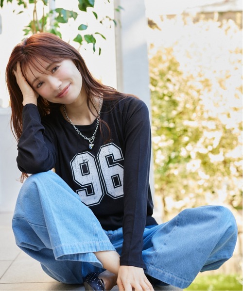 mysty woman(ミスティウーマン)の「ナンバーロゴシアーロンT 322317(Tシャツ/カットソー・レディース・オフホワイト/ライトブルー/ブラック・FREE)」の3枚目の写真