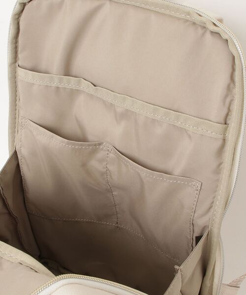 Legato Largo（レガートラルゴ）の「Legato Largo たすかるっかばんリュック（バックパック/リュック・レディース・アイボリー/グレイッシュベージュ/ライトグレー/ブラック/モカ・FREE）」の6枚目の写真