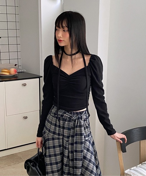 by muni:r(バイ ムニール)の「ラブリーパフシャーリングトップス+マフラーSET(Tシャツ/カットソー・レディース・チャコール/ホワイト/ブラック・FREE)」の10枚目の写真