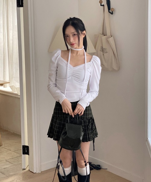 by muni:r(バイ ムニール)の「ラブリーパフシャーリングトップス+マフラーSET(Tシャツ/カットソー・レディース・チャコール/ホワイト/ブラック・FREE)」の21枚目の写真