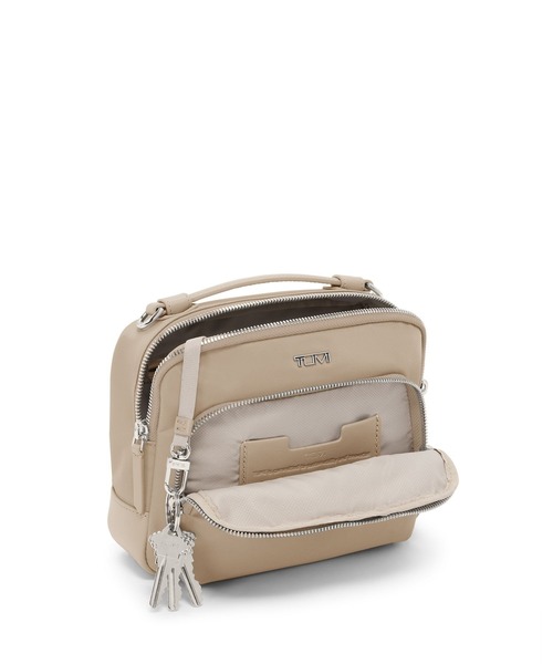 TUMI(トゥミ)の「VOYAGEUR 「テガン」クロスボディ(ショルダーバッグ・レディース・ブラック×グレー/ブラック×ゴールド/ブラウン系その他・FREE)」の14枚目の写真