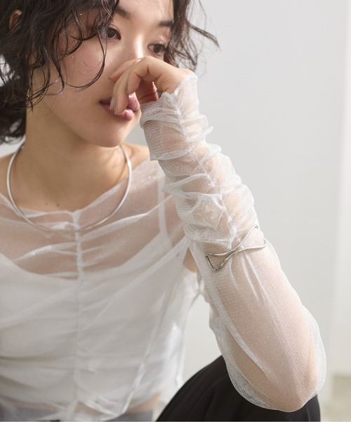 ANGIE(アンジー)の「シャーリング ラメ シアー トップス(Tシャツ/カットソー・レディース・ブラック/ライトベージュ/ライトピンク/ホワイト・FREE)」の13枚目の写真