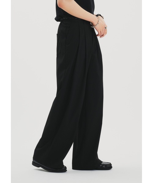 Adoon plain(アドーンプレーン)の「ASSORTED 2 TUCK WIDE SLACKS / アソート2タックワイドスラックス (ストライプ、無地、チェック)(スラックス・メンズ・グレー/ブラック系/チャコールグレー/ブラック/ボルドー/ネイビー/ライトグレー/ライトブラック・LARGE/SMALL/MEDIUM)」の10枚目の写真