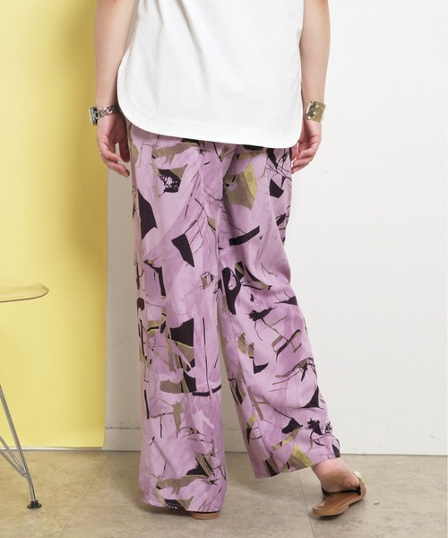 個性派【LOEWE】花柄ドレープシルククレポンワイドレッグパンツ 個性派【LOEWE】花柄ドレープシルククレポンワイドレッグパンツ
