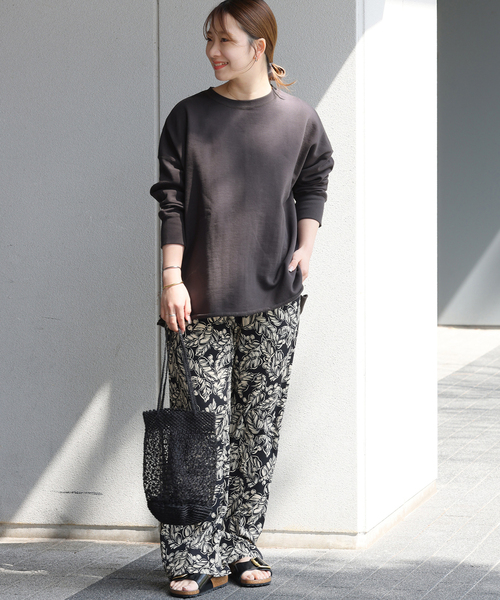 JOURNAL STANDARD relume（ジャーナルスタンダード　レリューム）の「《追加6》オーバーサイズロングスウェット（スウェット・レディース・チャコールグレー/ホワイト系その他/ライトグリーン/ブルー・FREE）」の13枚目の写真