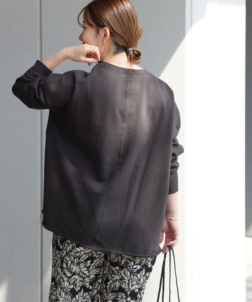 JOURNAL STANDARD relume（ジャーナルスタンダード　レリューム）の「《追加6》オーバーサイズロングスウェット（スウェット・レディース・チャコールグレー/ホワイト系その他/ライトグリーン/ブルー・FREE）」の17枚目の写真