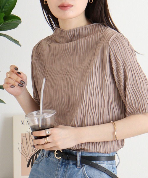 mitis(ミティス)の「mitis ウェーブジャガードボトルネックT(Tシャツ/カットソー・レディース・ライム/アイボリー/グレイッシュベージュ/ブラック/ブルー・M)」の12枚目の写真
